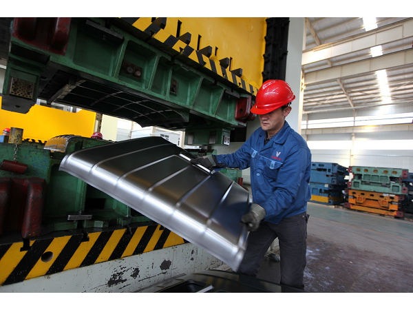 如何解決五金沖壓模具的批鋒問題？