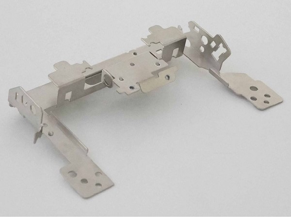 江蘇沖壓加工，如何調試模具？