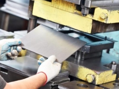 白云區(qū)鈑金加工廠的鈑金成型及機箱拆卸工藝