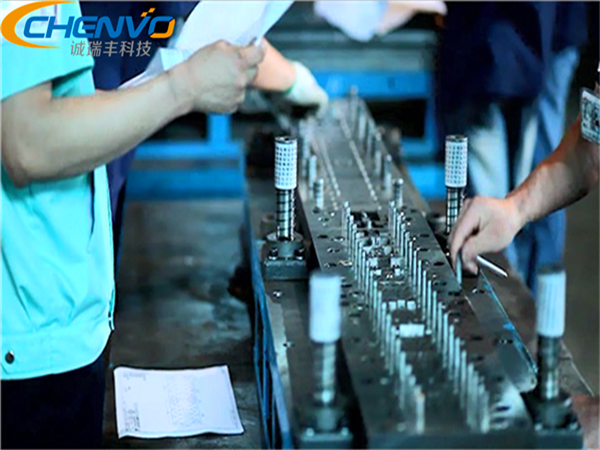 五金沖壓模具線切割設(shè)計(jì)